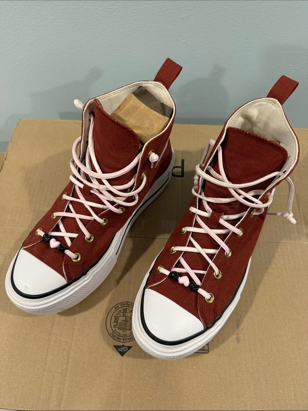 Converse unisex valentines